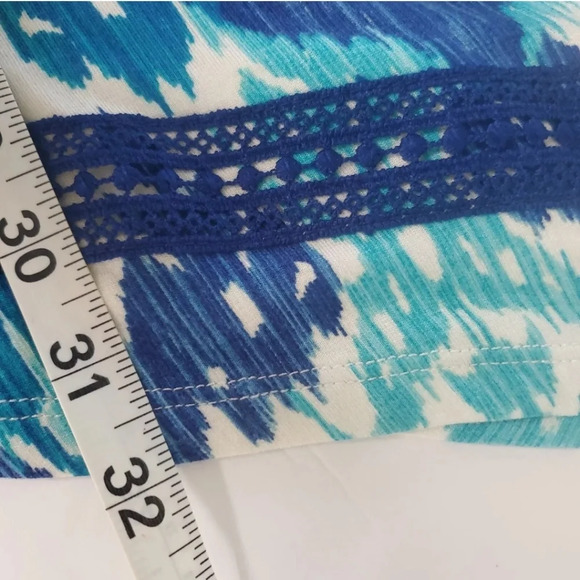 Chico's Asymmetrical Crochet Hem Ikat Tunic Size 1 Medium Blue Elbow Sleeves - Picture 6 of 8